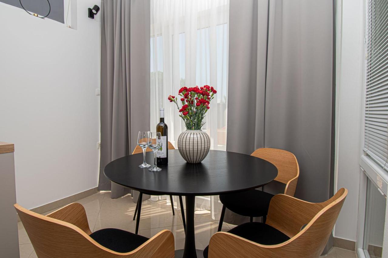 Beachfront Apartments Gabine Kaštela Kültér fotó