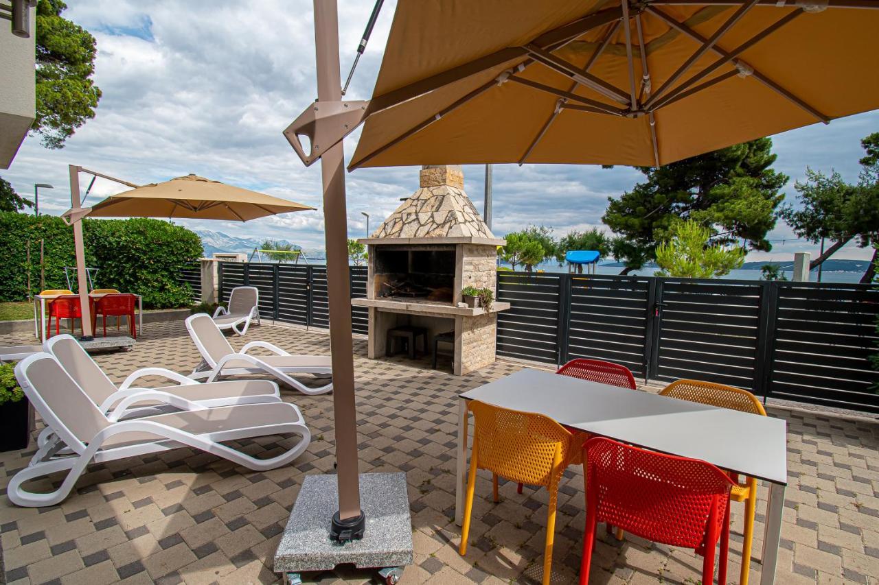 Beachfront Apartments Gabine Kaštela Kültér fotó