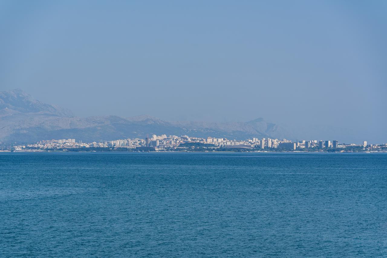 Beachfront Apartments Gabine Kaštela Kültér fotó