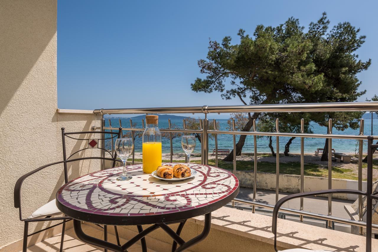 Beachfront Apartments Gabine Kaštela Kültér fotó