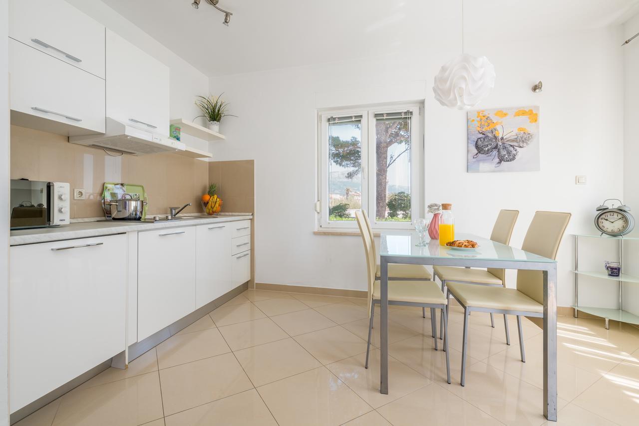 Beachfront Apartments Gabine Kaštela Kültér fotó